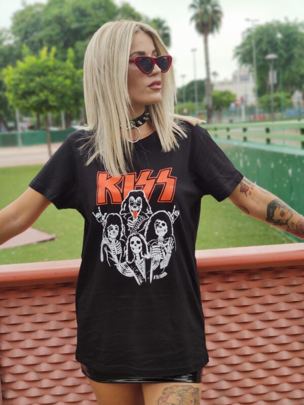 Camiseta unisex "Kiss" - Imagen 2