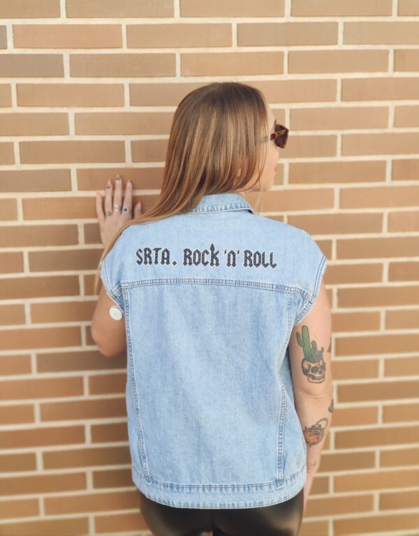 Chaleco vaquero oversize "Srta. Rock and roll" - Imagen 2